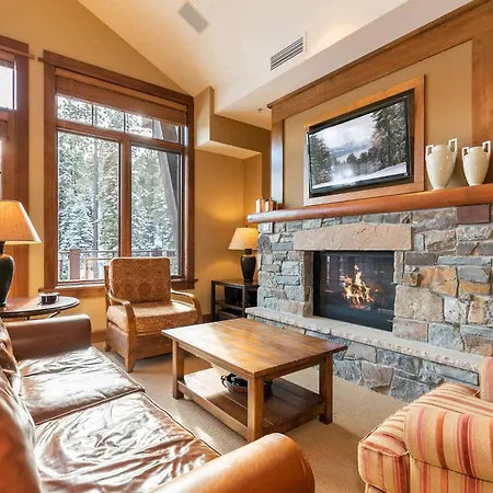 Iron Horse Lodge South 510 By East West Hospitality